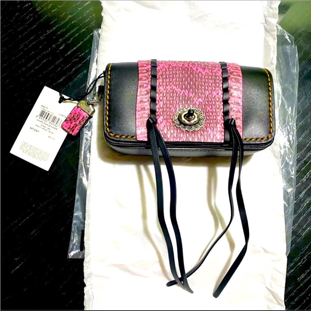 Coach Whipstitch
Snakeskin handbag purse | crossbody